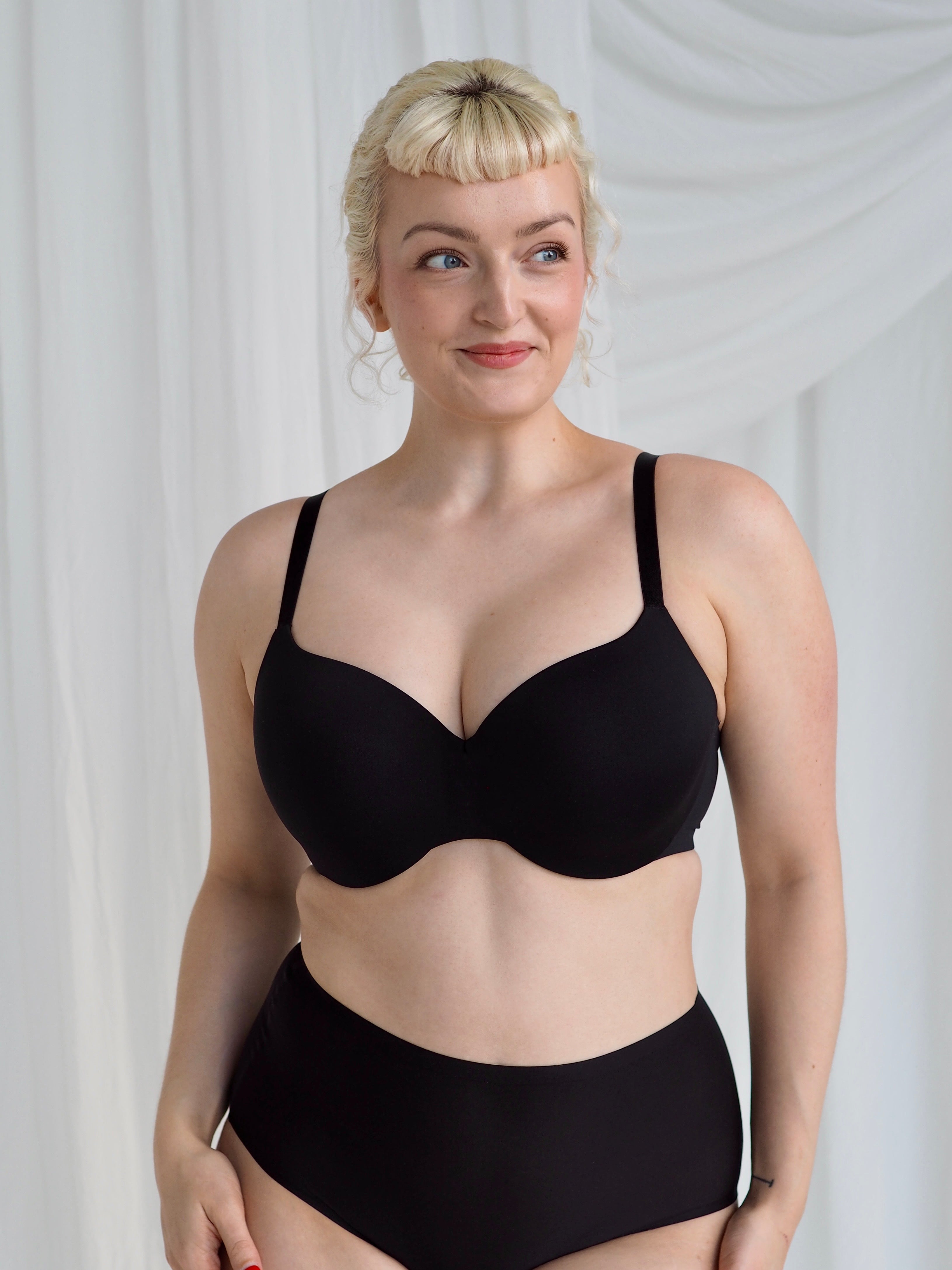 365 t-paitarintaliivi musta