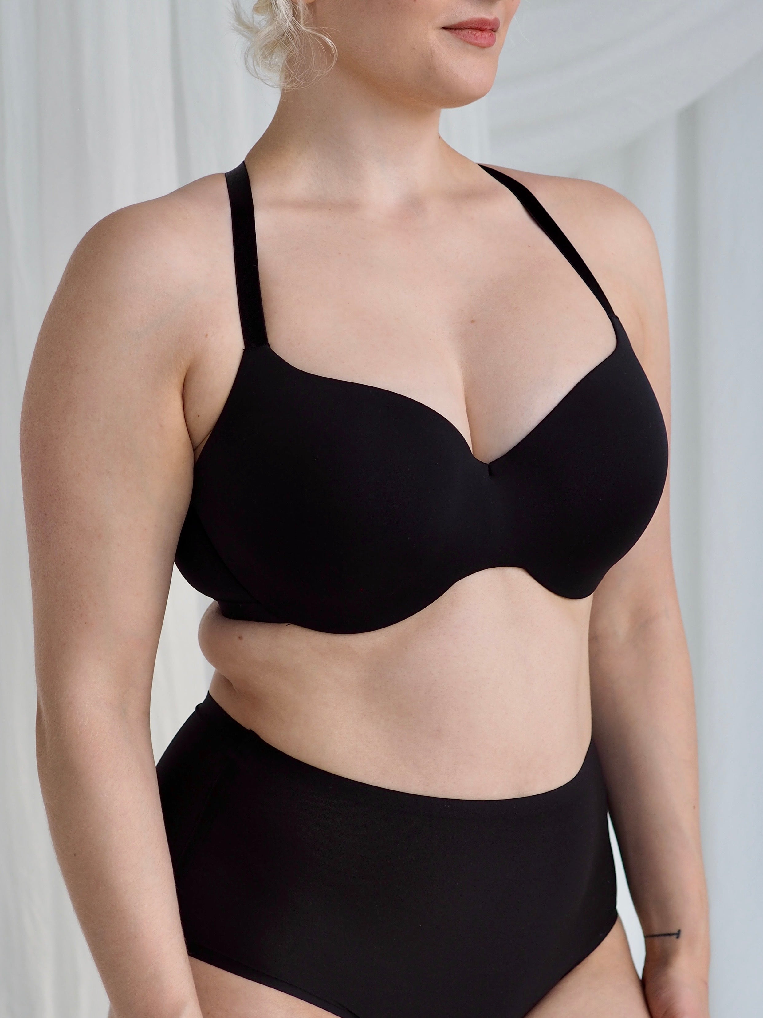 365 t-paitarintaliivi musta