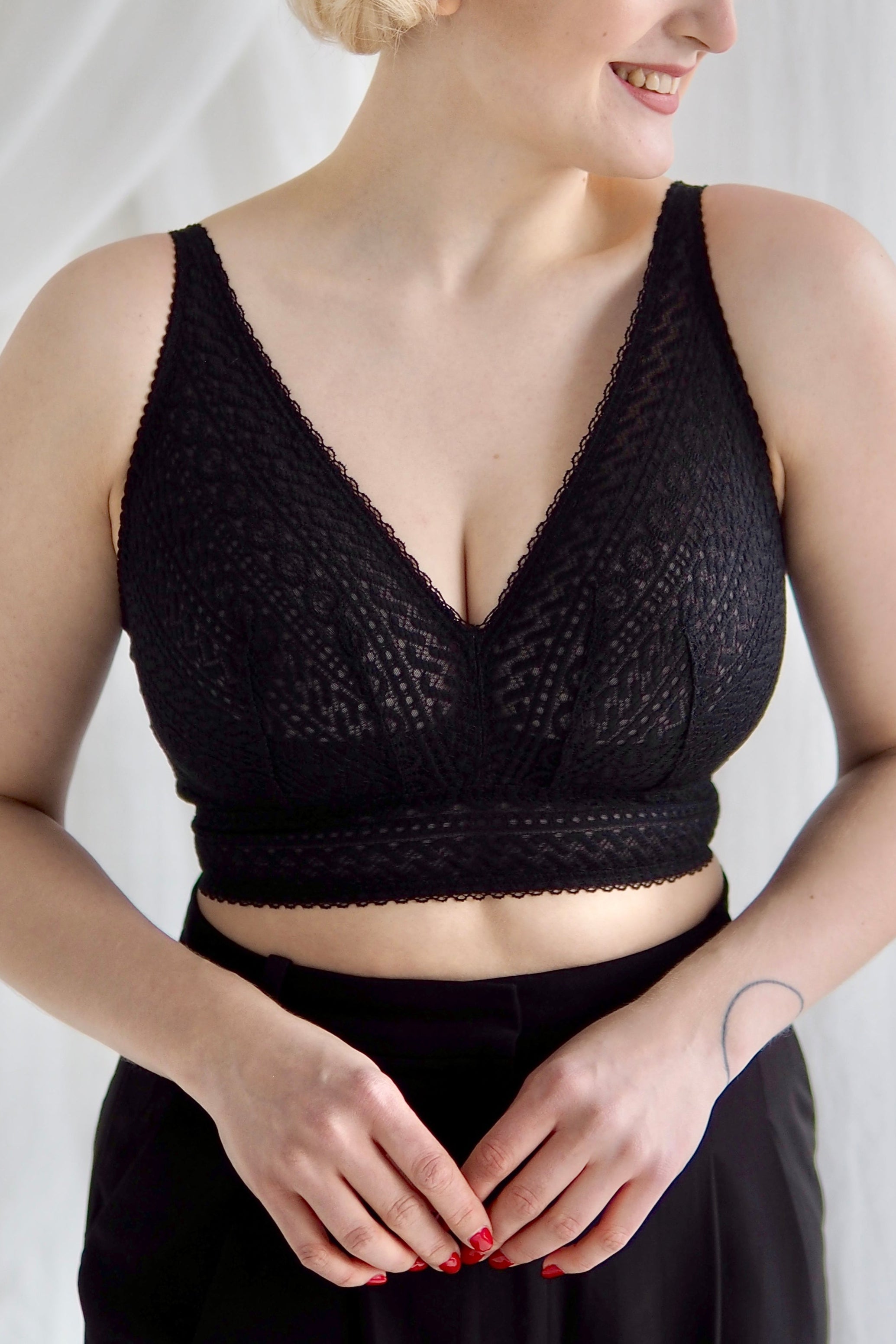 Montara bralette musta