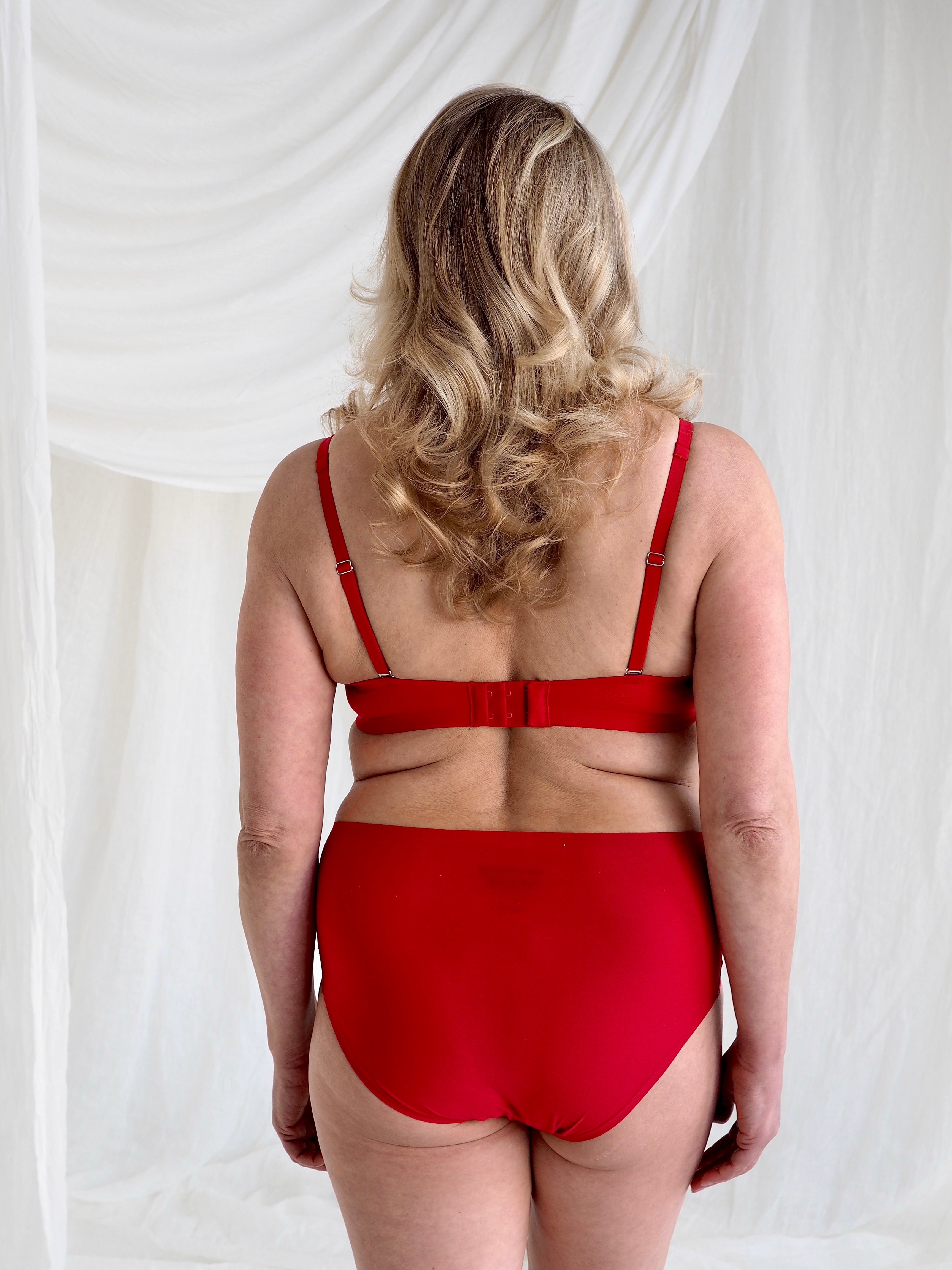 Ines Secret push up-liivi punainen