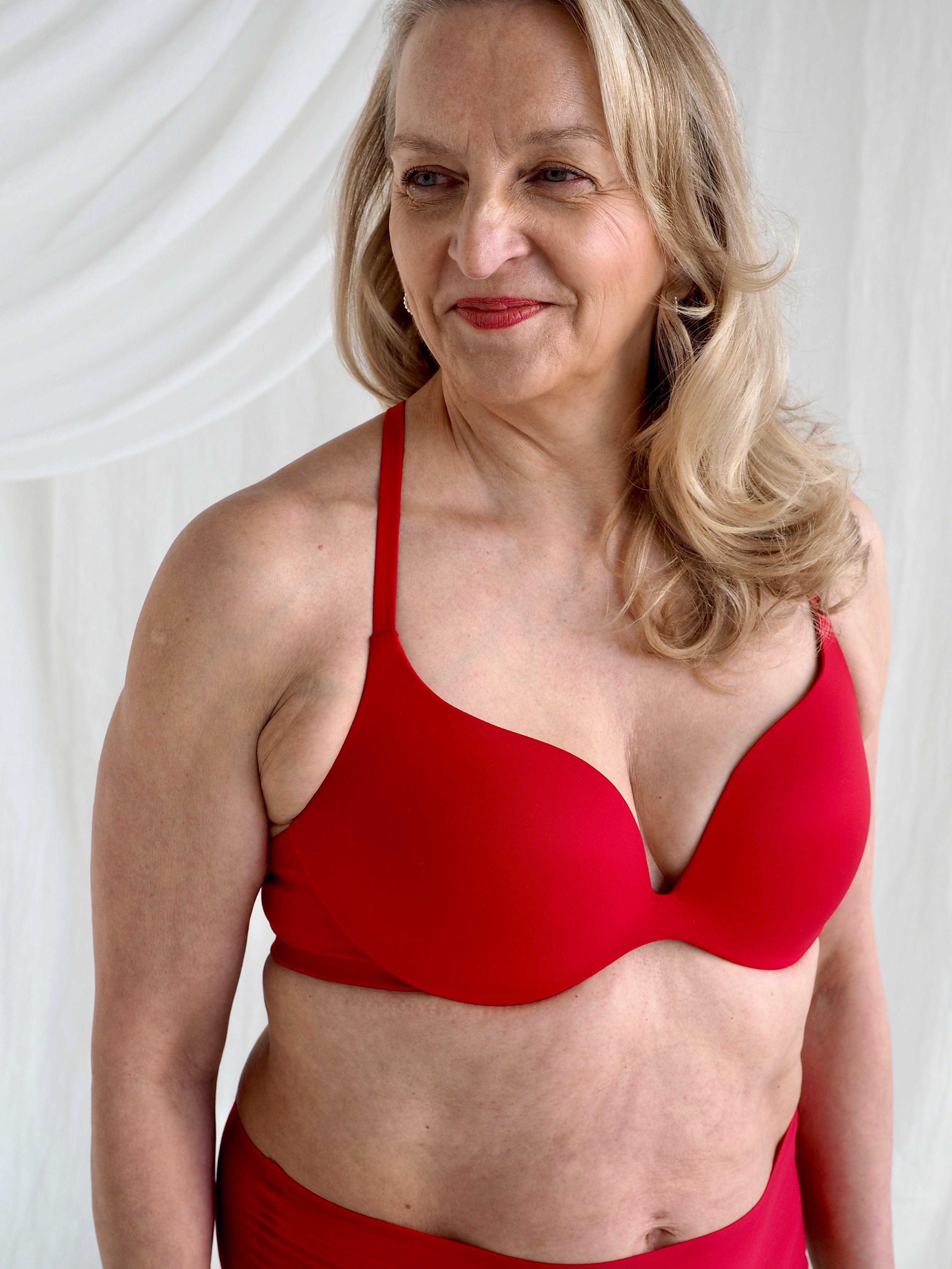 Ines Secret push up-liivi punainen