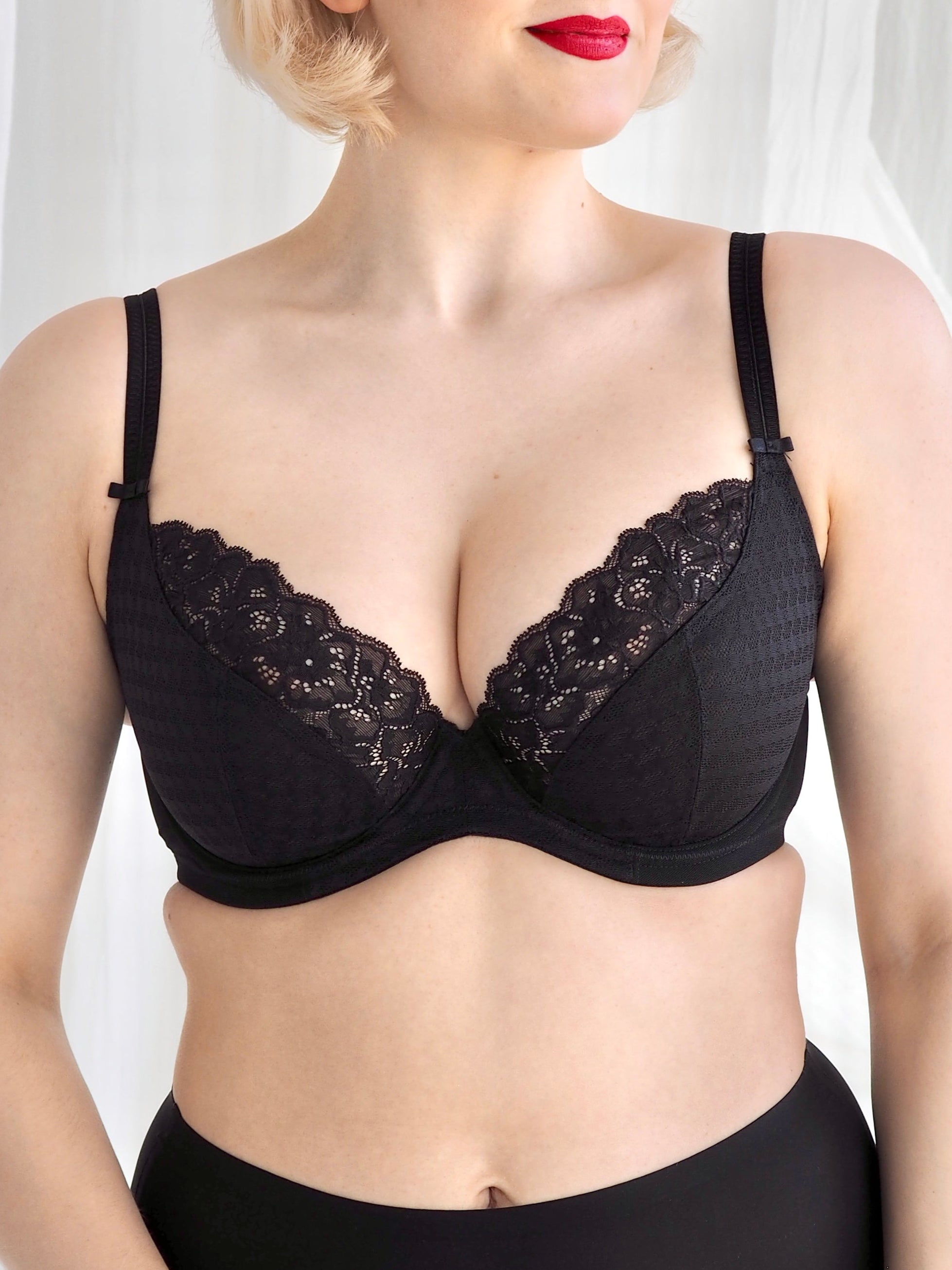 Envy Plunge-liivi musta