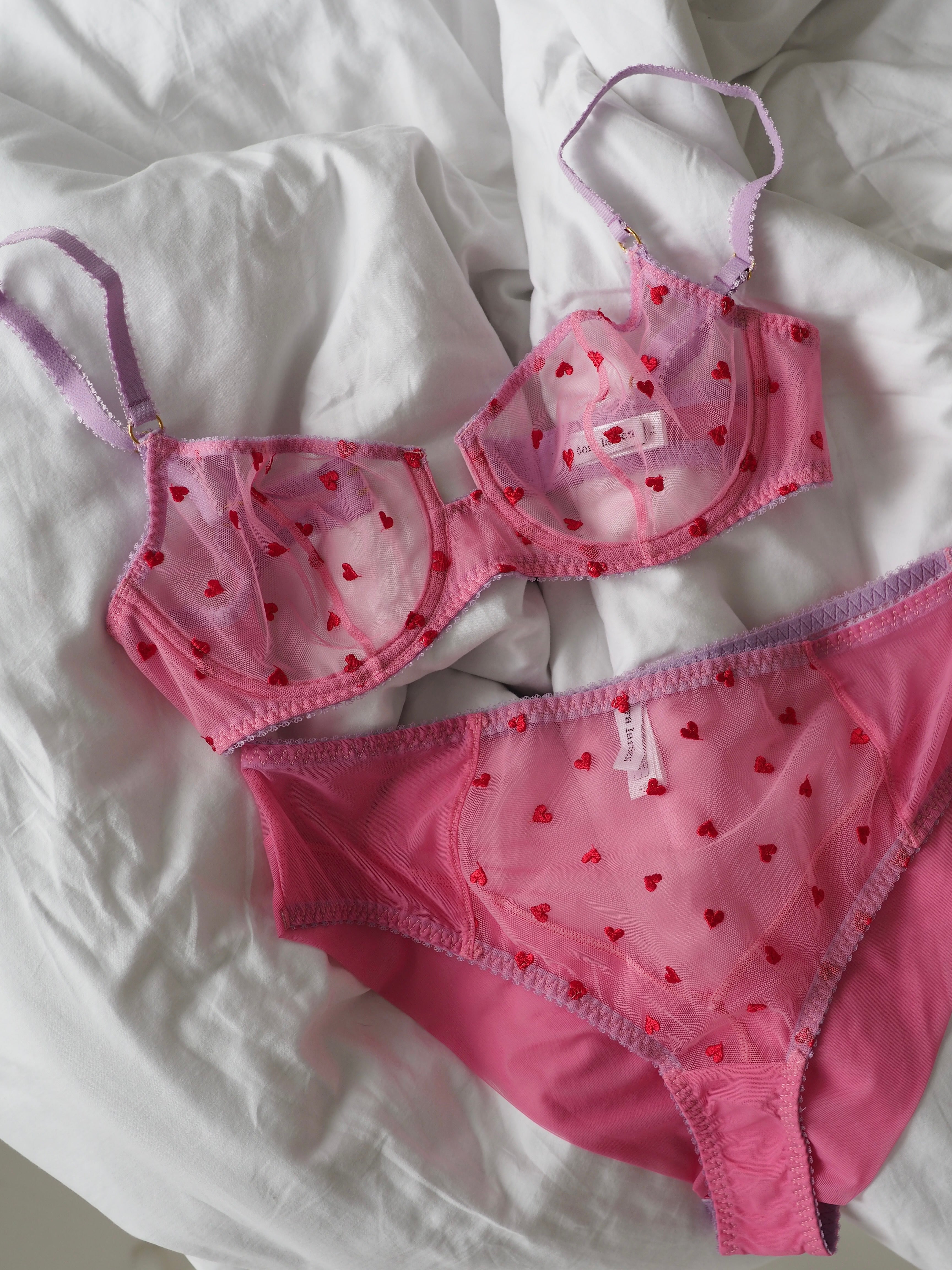 Priya balconette-liivi