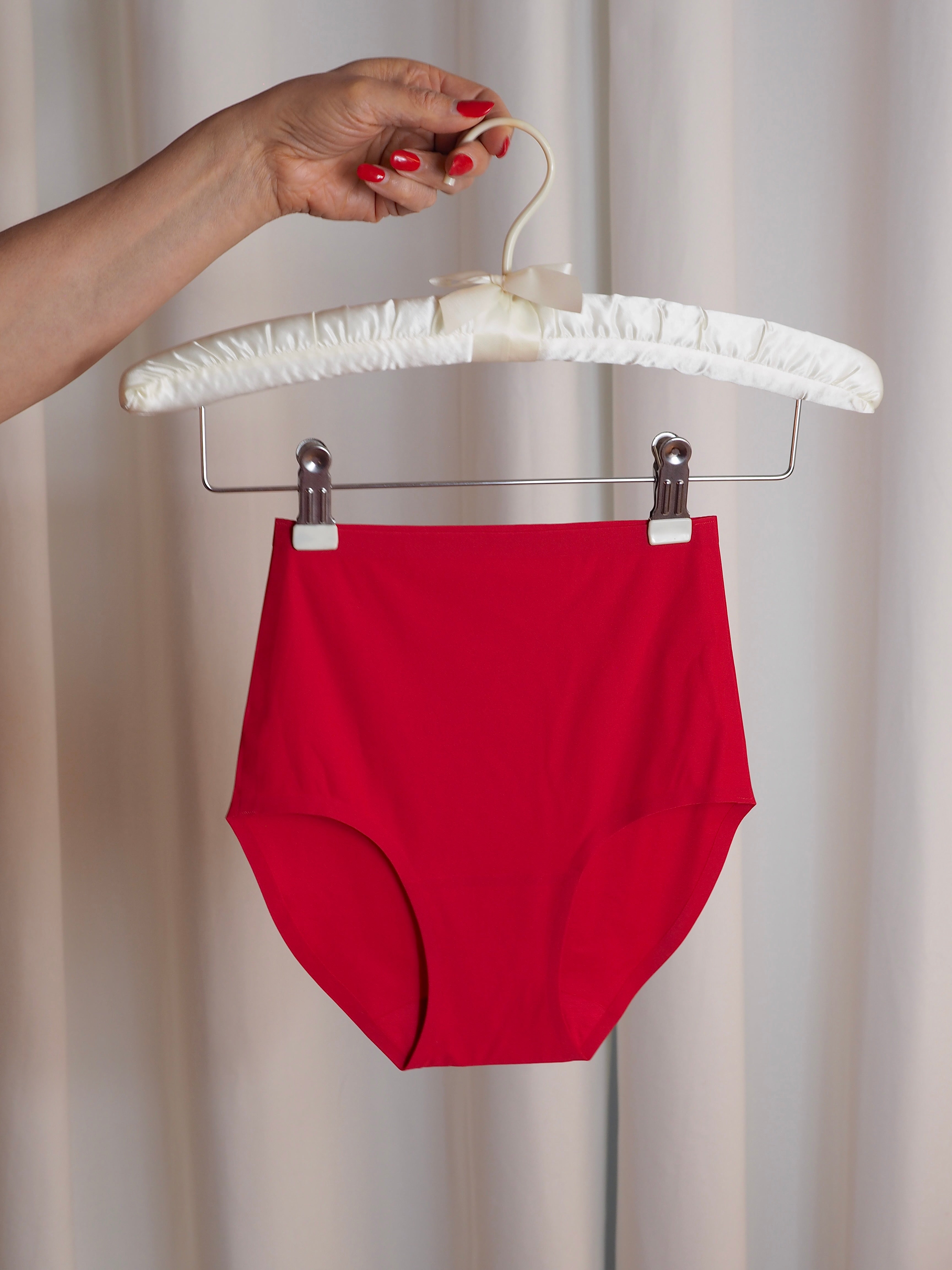 Soft Stretch korkeavyötäröiset alushousut punainen